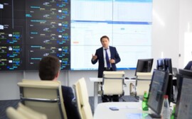 В «Газпромнефть-Хантосе» создан Центр управления добычей, использующий технологию «Цифровых двойников»