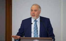 Вадим Шувалов встретился с жителями микрорайонов Сургута