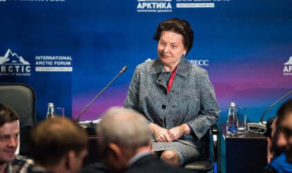 Губернатор Югры поручила мэру Нефтеюганска убрать мусор с городских улиц