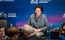 Губернатор Югры поручила мэру Нефтеюганска убрать мусор с городских улиц
