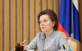 Комарова проведет неделю в разъездах по Югре
