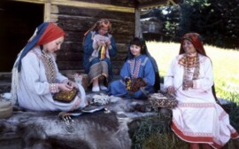 Югра планирует удвоить число туристов по этно-маршруту к 2021‍