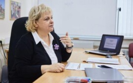 В Югре стали обучать предпринимательству через интернет