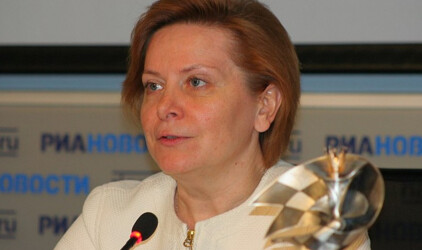 Комарова проведет прямой эфир о развитии экономики Югры