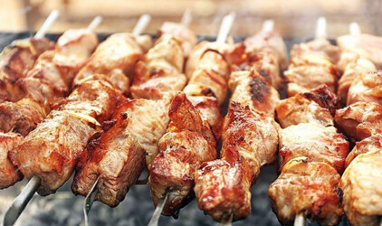 В Югре мясо для шашлыка подорожало на 10%