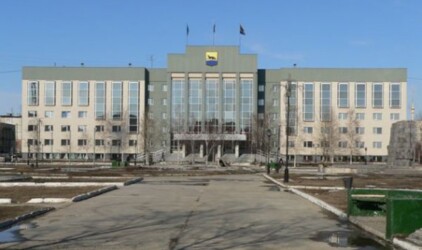 В Сургуте подсчитали выгоду от сокращения служебного транспорта‍