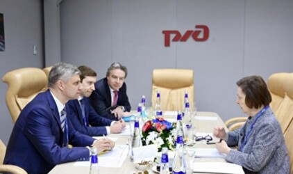 Наталья Комарова и РЖД договорились о строительстве железной дороги между Екатеринбургом и Ханты-Мансийском