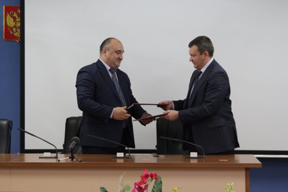Банк «Открытие» подписал соглашение о сотрудничестве с муниципальными образованиями Югры