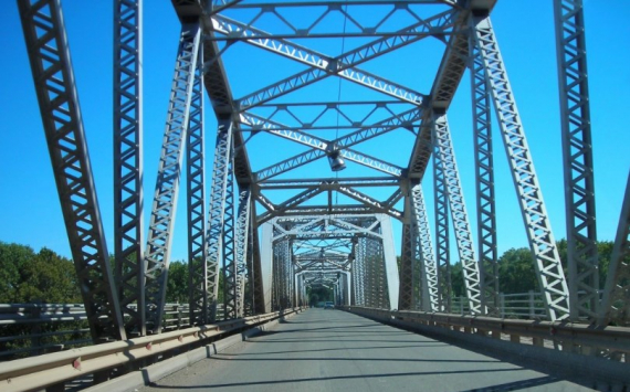 В Сургуте мост в районе Сквера старожилов построят за 22 млн рублей